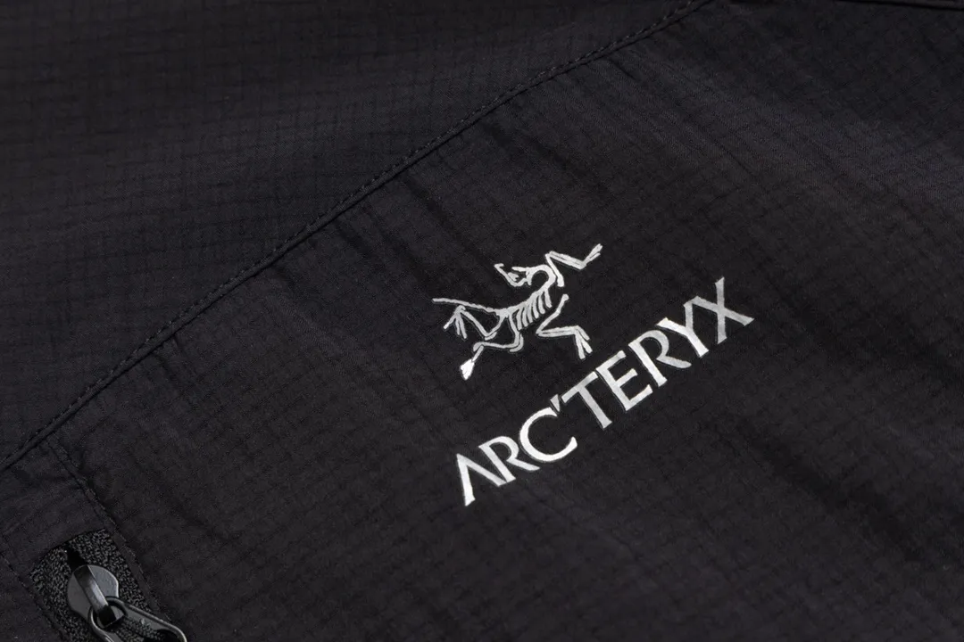 ➕5 Arcteryx/ Squamish Hoody Breathable Squamish Hoody UPF 50.UVA （ ） ！ ： Storm Hood 、No Slip Zip 、 ， ， 。
